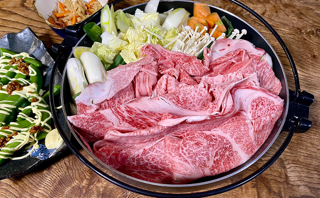 やわらかい肉の旨味と霜降りの絶妙なバランス。すき焼き・しゃぶしゃぶにぴったりの冬の大定番。
