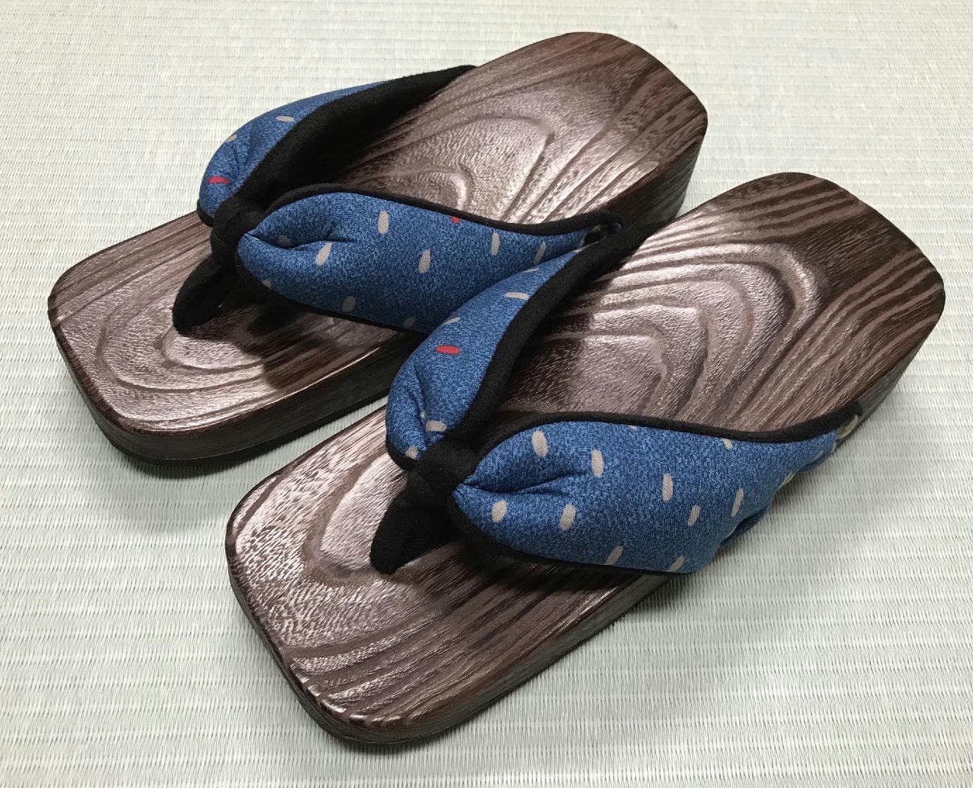 
【 12月4日 入金確認分まで 年内配送 】【 桐下駄 】 男右近 GETAサンダル M判 カジュアル バンド付き ( 24.5～26cm ) 下駄 げた ゲタ 履物 靴 くつ サンダル [BL028ci]
