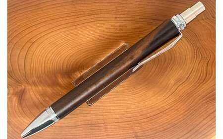 沖縄天然木の木軸ペン（ノック式タイプ）｜ペン ボールペン 木 木軸 木材 木軸ペン 特別 受注生産 職人 手作り ノック式 ギフト 贈り物 文具 文房具 筆記用具 沖縄 沖縄県 豊見城市(CL002)