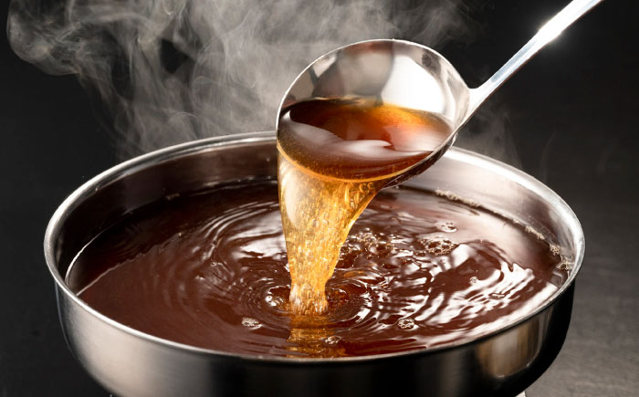 博多もつ鍋おおやま もつ鍋しょうゆ味2人前+240g  《築上町》【株式会社ラブ】鍋 モツ 簡単 セット [ABDJ011]