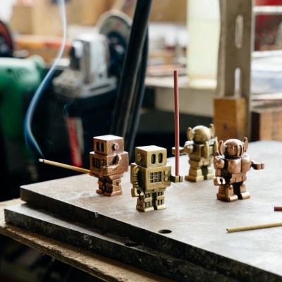 ふるさと納税 高岡市 福香 -FUKKA-　ロボット2号/ROBOT TYPE2　ブロンズ　お香立て |  | 02