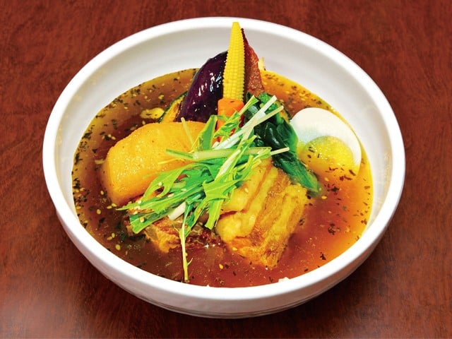 
            ミシュラン東京ビブグルマン掲載のこってり【黒スープ】角煮スープカレー2人前 【カレー セット 野菜 簡単調理 便利 レンジ 湯煎 食品 】
          