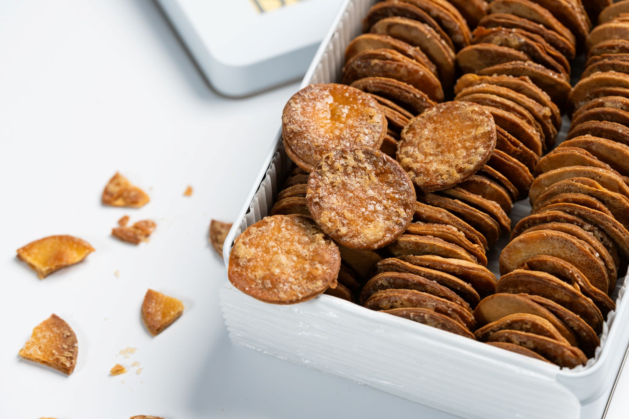 【EQUALLY】バターシュガークレープのパレマル-Palet○-缶【パレマル缶 スイーツ お菓子 焼菓子 焼き菓子 ご褒美 贅沢 お取り寄せ ギフト プレゼント イクオリー】