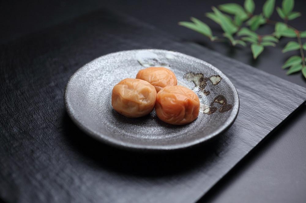 有機JAS認証「蔵出し白干梅」（700ｇ）　A-709