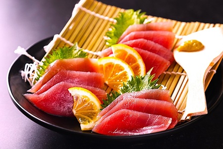 【訳アリ】天然 大目鉢鮪 柵 1.3kg (a13-150)