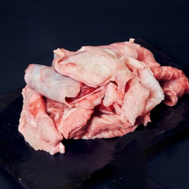 【ふるさと納税】 【ナカヤマさんちのお肉】牛すじ煮込み専門肉 計1kg（500g×2袋） 鹿児島 和牛 牛肉 肉 国産 冷凍 小分け 牛スジ 煮込 専用肉 カレー シチュー ビーフシチュー おでん クッパ 【株式会社nixy 中山亭 鹿屋店】
