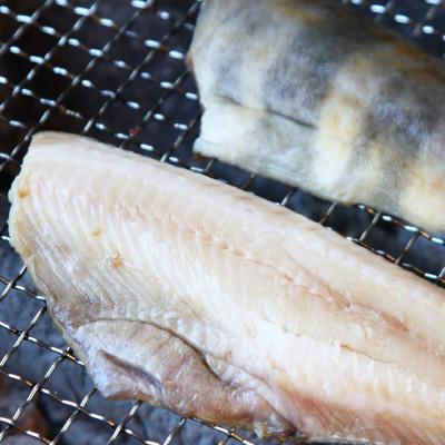 ふるさと納税 稚内市 【 北海道 の 居酒屋 気分】 一夜干し 縞ホッケ (半身2枚入)×3パック 稚内 |  | 01