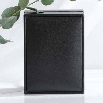 ふるさと納税 大津市 【18金イエローゴールド コインネックレス】Vスタンプ 小ぶりな存在感が美しい K18ペンダント |  | 02