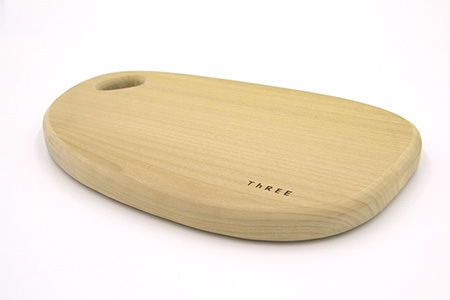 天然銘木 朴のまな板　まるっこ（小） サイズ：約290×180×22mm（持ち手込み）【徳島 那賀 木 天然銘木 銘木 朴 木目 木製 日本製 まな板 丸い 丸まな板 キッチン用 料理 調理 調理器具