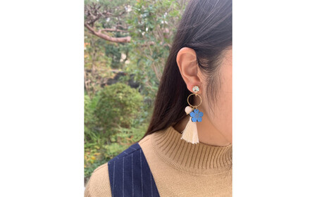 水色桔梗とタッセルの耳飾り(ピアス) FCG060