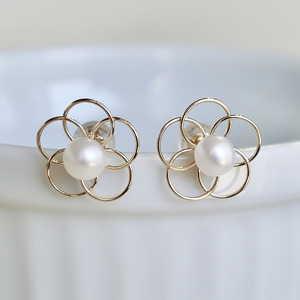 【ジュエリー】K10 イエローゴールド パール 真珠 フラワー ピアス 保証書付 SE-1858 242-012