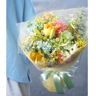ふるさと納税 高知市 【毎月定期便】生花花束 ブーケM初回花瓶付【CG024】全3回 |  | 01