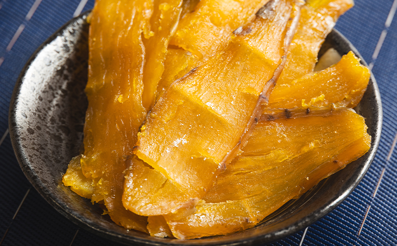 香南くろしお園のお芋で作った 選べる干し芋（シルクスイート・安納芋） 600g(200g×3袋) 平干し - 種類 国産 おやつ 和菓子 スイーツ 和スイーツ サツマイモ さつまいも 香南くろしお園 