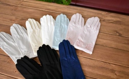 【SDGs企画】東かがわ市のUV手袋 3双 ファッション 小物 縫製 歴史 技術 手作業 物職人 丁寧  刺繍Ａ(1003)