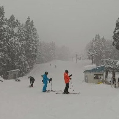 ハイパーボウル東鉢NO.4★但馬牛すき焼きペア宿泊・リフト券【大人ペア宿泊券+大人ペア1日券】