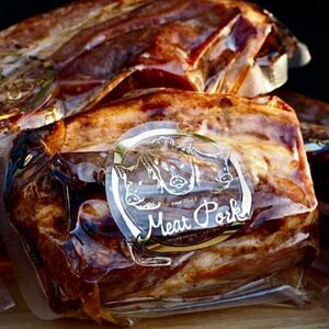 -香港古式 焼豚- 蜜汁チャーシュー［肩ロース］塊肉《千葉県産銘柄豚》林SPF使用