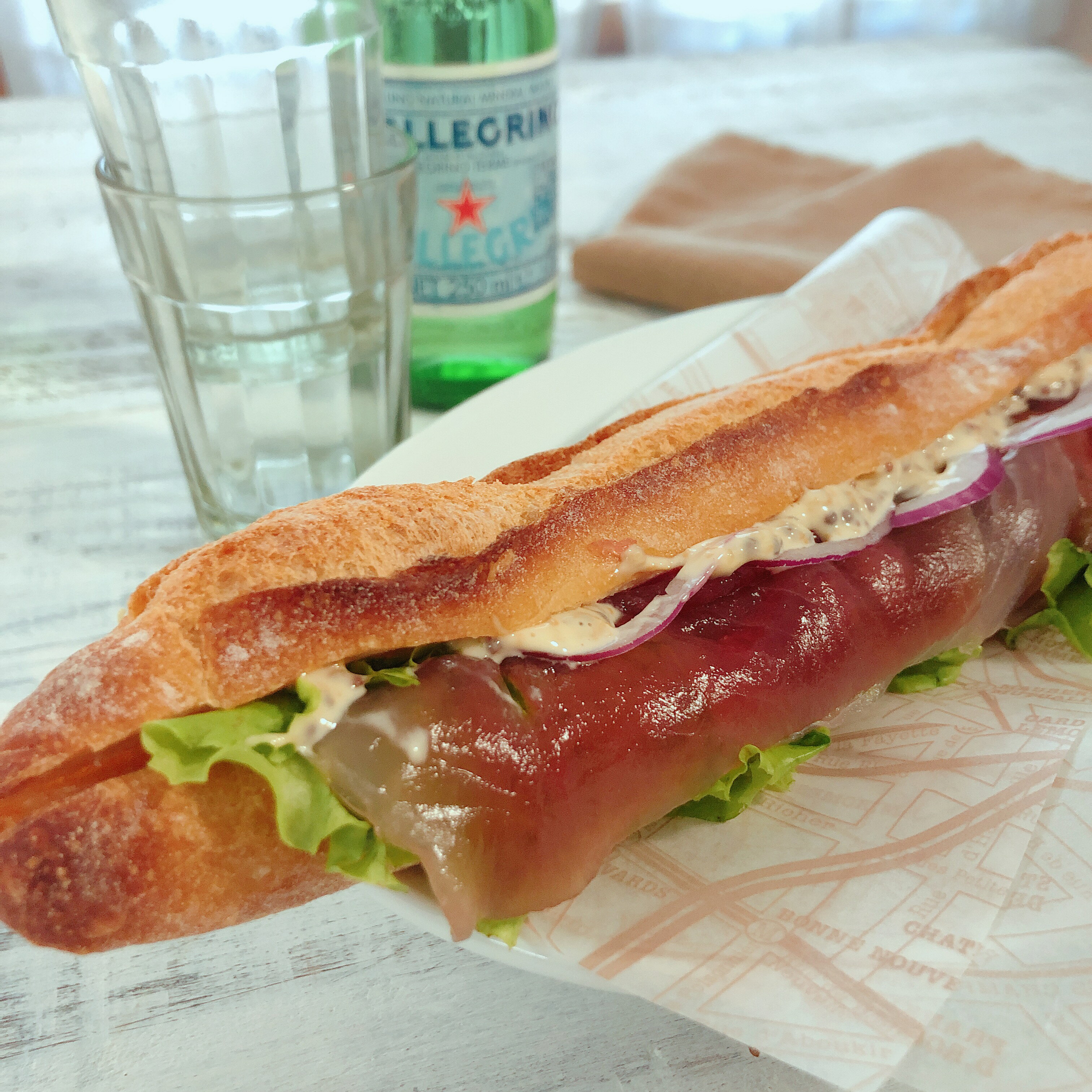 【ふるさと納税】 天然三崎まぐろスモーク生ハム The Smoked MAGURO 200g × 2パック まぐろ 鮪 三崎まぐろ まぐろスモーク 生ハム 西松 神奈川県 三浦市 おすすめ ランキング プレゼント ギフト