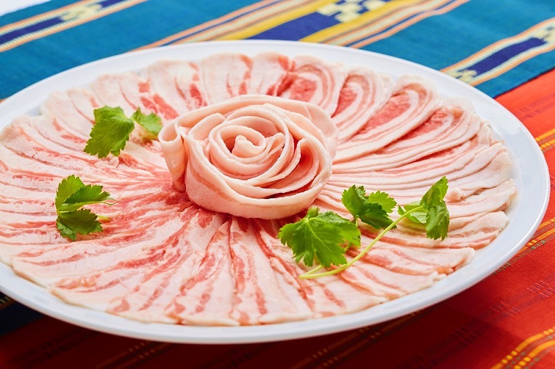 【東村産ブランドアグー豚パイとん】パイとんしゃぶしゃぶ用1kg（500g×2）+ウインナー6本