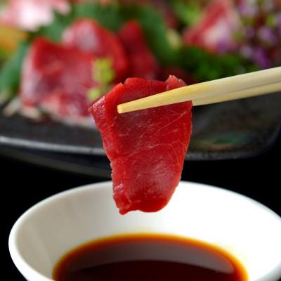 ふるさと納税 八代市 馬刺し部位堪能7種食べ比べブロック(八代市) |  | 02