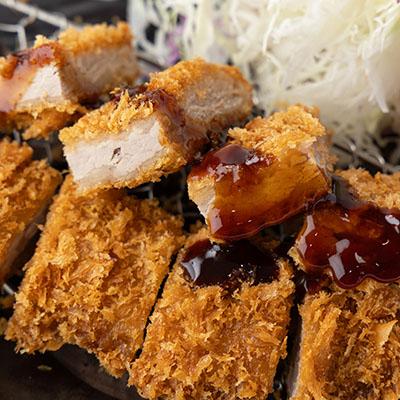 ふるさと納税 富田林市 ≪冷凍≫工場直営　とんかつの山田屋の富ヘレかつ(150g×9枚)特製ソース付き　 |  | 02