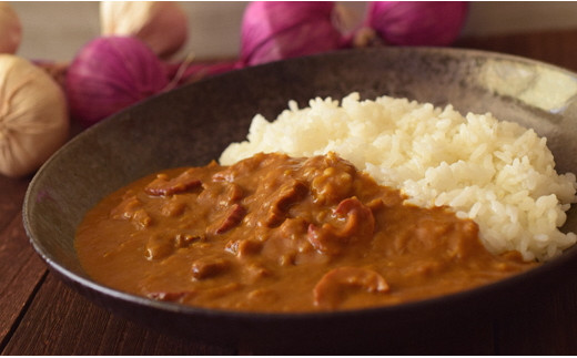 
本マグロのホルモンカレー
