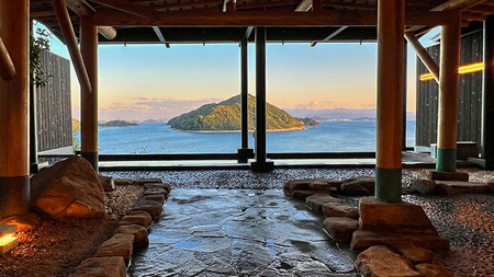 【絶景部門 全国1位】温泉総選挙2024｜大崎上島 清風館の「黄金の島会席」宿泊券（2名様）【個室食】和風ツイン