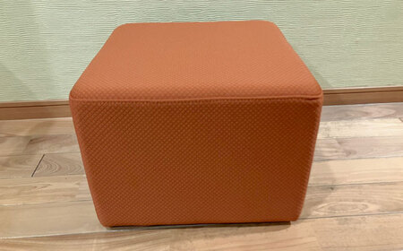 【クラシック】スツール(選べる張地/ラボーナ8種類) 日田市 椅子 イス スツール [ARFT007]