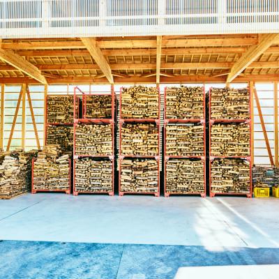 ふるさと納税 若狭町 乾燥薪　ナラ薪20kg　中割り〜大割り　薪ストーブやキャンプ・焚き火などのアウトドアにも |  | 02