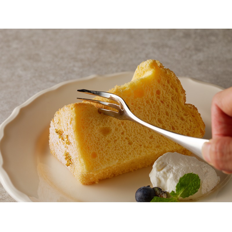 くんねこ　名古屋コーチンシフォンケーキ