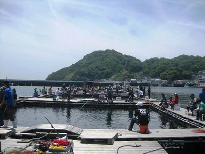 瀬戸内海上釣堀「大漁丸」ペアご招待券 (2名利用)｜瀬戸内 会場 釣り 釣り放題 安芸灘 海上釣堀 広島レモンサーモン ハマチ ブリ タイ 黒ソイ カンパチ シマアジ ヒラマサ [1752]
