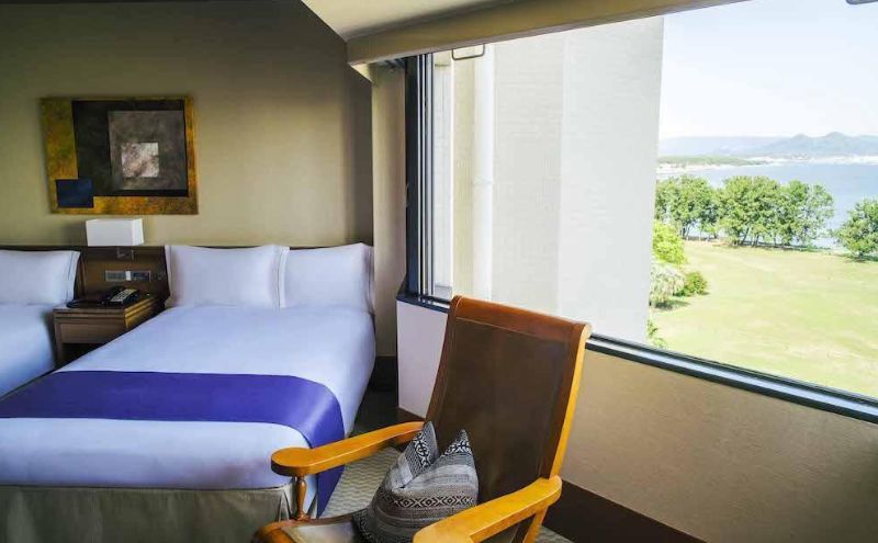 【福岡市】ザ・ルイガンズ　ペア宿泊券（朝食付き）【土日祝日の利用可能】