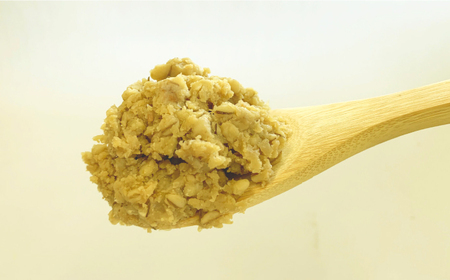 佐賀県産 麦みそ2kg / 味噌 みそ / 佐賀県 / 丸秀醤油株式会社 [41AAAK005]