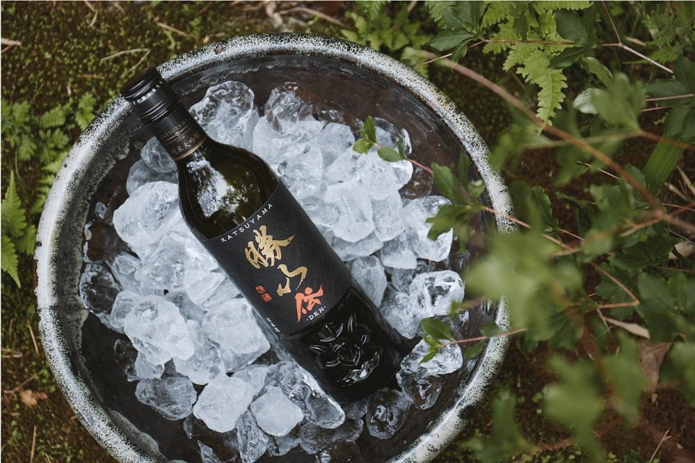 勝山 純米大吟醸 伝（でん）　【お酒・日本酒・純米大吟醸酒】