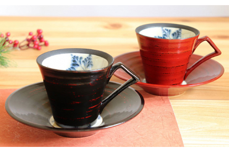 【美濃焼】漆陶 コーヒーカップ＆ソーサー 曙【宗山窯】 食器 マグカップ プレート 皿 C/S カップ＆ソーサー セット 漆 呉須 染付 工芸品 職人 黒 ブラック 陶器 送料無料 [MBI007]