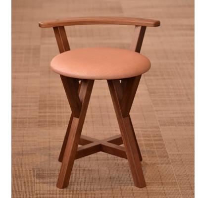 ふるさと納税 弥彦村 マカロンスツール 　カラフルなくつろぎ　　アメリカンウォールナット材×ピンク |  | 01