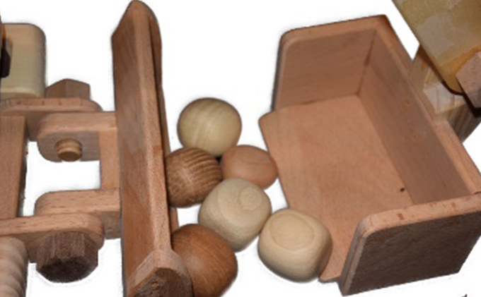 【年末受付限定】手づくり木のおもちゃ　ショベルカー 玩具 子供用