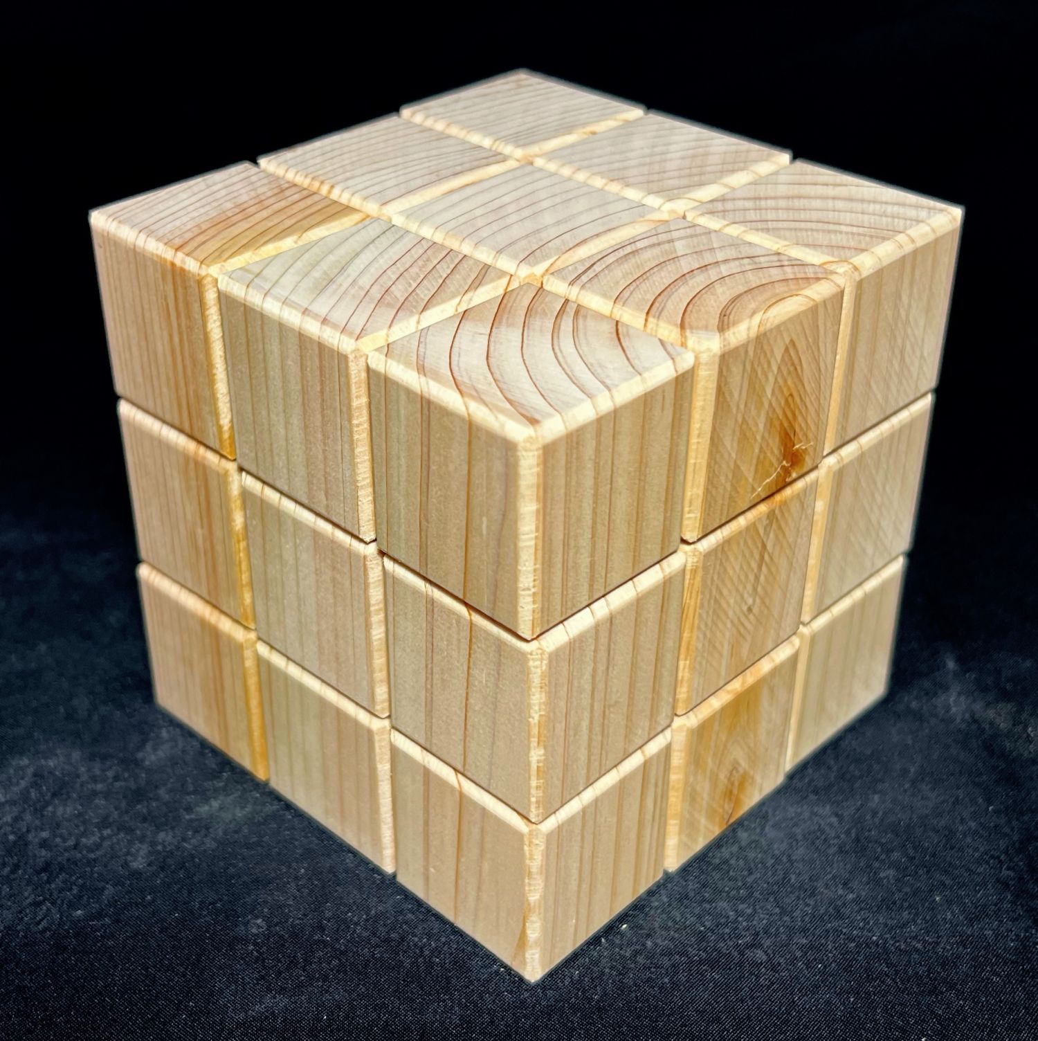 【ふるさと納税】1909 木目合わせ立体パズル　桧27P 木目 自然素材 SDGs 知育 玩具 集中力 脳トレ パズル キューブ 唯一無二 ひのき 杉 木材 無添加