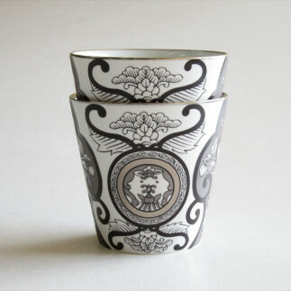 ARITA PORCELAIN LAB(アリタポーセリンラボ) JS古伊万里草花紋・ペアロックカップ 有田焼 モダン コップ モノトーン A40-224_イメージ3
