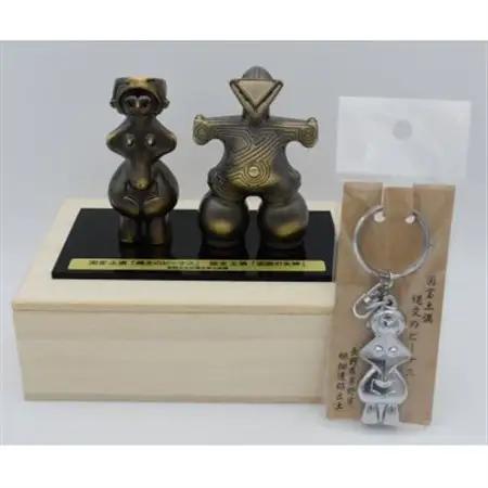 【日本最古の国宝土偶】「縄文のビーナス・仮面の女神」レプリカと「縄文のビーナス」キーホルダーセット_雑貨   _【1422548】