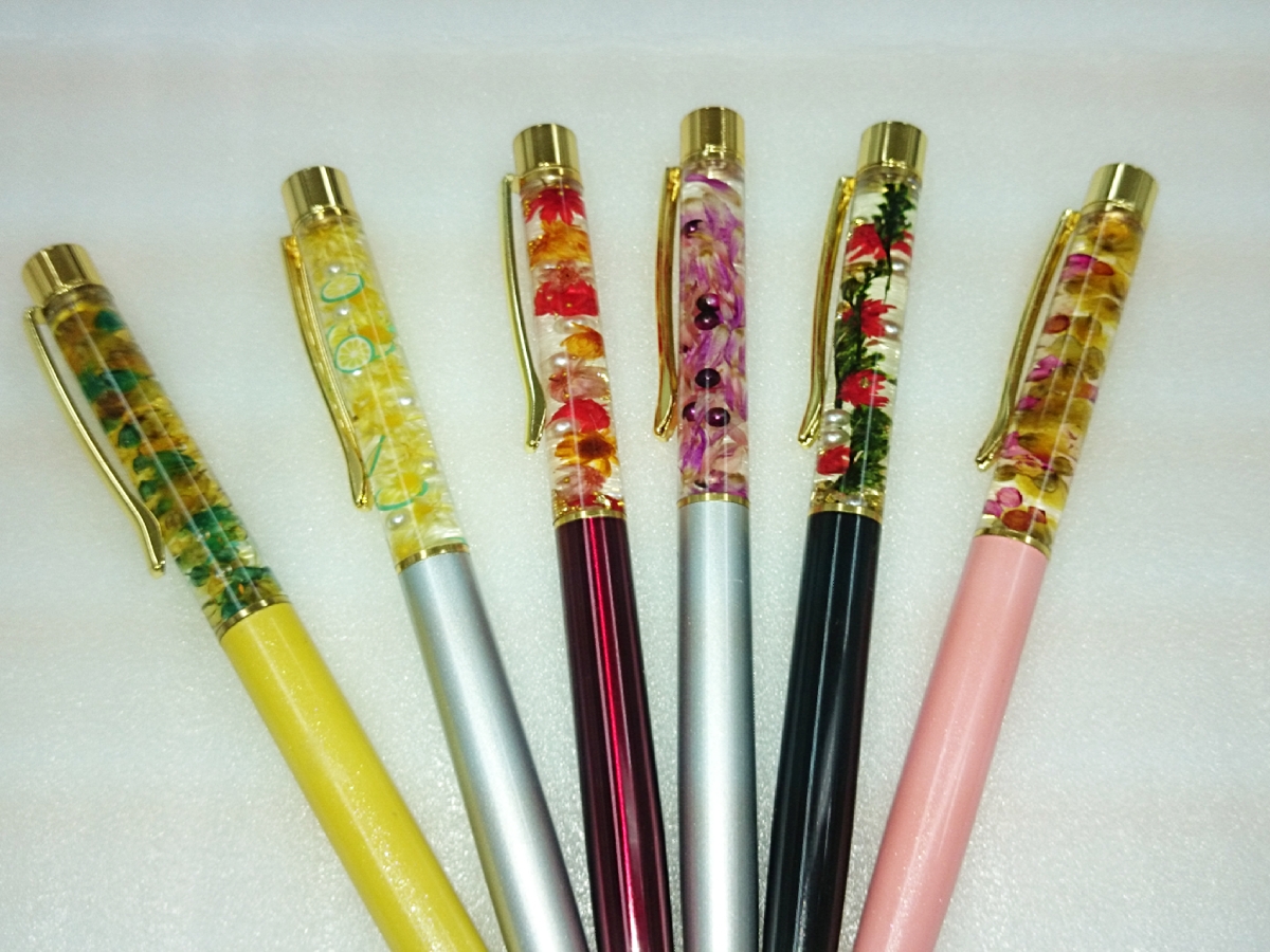 新宿フラワークラフト体験工房 ハーバリウムボールペン作り