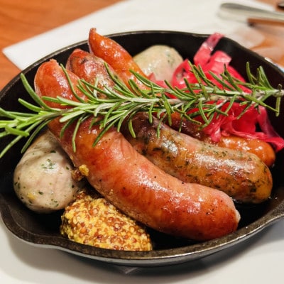 【今帰仁アグー専門店 長堂屋】こだわりの今帰仁アグーソーセージ食べ比べ(プレーン＆スモーク)【配送不可地域：離島】
