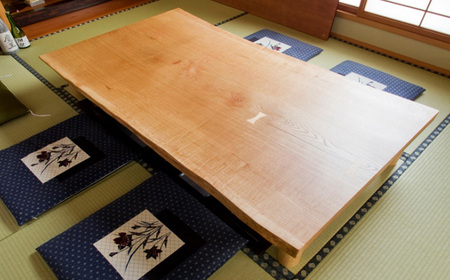 No.1194 水楢1枚板 テーブル 府中家具 土井木工 ／ 家具 机 テーブル リビング 居間 ミズナラ 1枚板 高級感 シンプル 日本製家具 国産家具 広島県