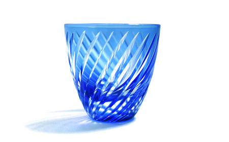 浅草切子 KANA KURITA「ぐい呑 滝縞斜め 青藍/金赤」ペアセット 木箱入り