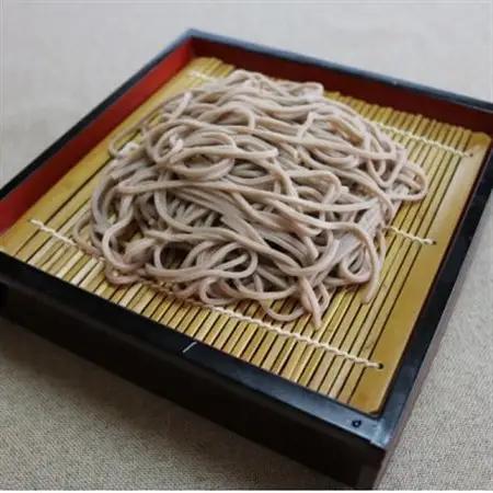 菊水そば 1.6kg(200g×8パック) お祝いやギフトにもオススメ、小分けになった生そば_麺 そば  ソバ 蕎麦_【配送不可地域：離島】【1573665】