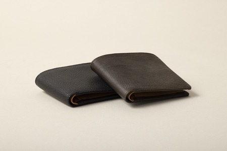 FACE-M（革のカシミヤ 郡上市産明宝鹿革二つ折り財布）ダークブラウン