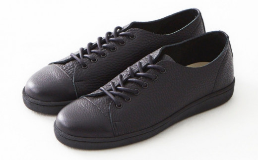 U-DOT [レザースニーカー] BLACK (サイズ：24.0cm)