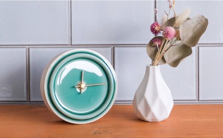 タイルと木のシンプルな手作り時計 TILE WOOD CLOCK 壁掛け・置き時計 『グリーン』【杉浦製陶】 インテリア 雑貨 おしゃれ [TAO016]