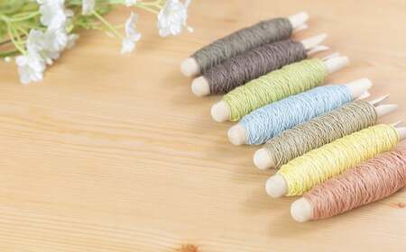 草木染刺し子糸 コンプリート７色BOX【ギフト包装】刺し子 糸 刺し子糸 プレゼント ギフト 贈り物 こだわり 母の日 染物 草木染め 裁縫 セット 7色カラー 手芸【77-5】