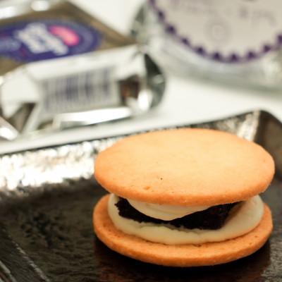 ふるさと納税 奥州市 ガーデンハックルベリーどら焼 (12個入)ガーデンサンド(6個入) 新食感【冷蔵便】 [N0007] |  | 01