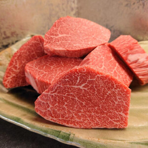 希少和牛肉 A5ランク大和牛の定期便（年4回） 牛肉 特選和牛 サーロイン 黒毛和牛 霜降 板前焼肉一 A-35